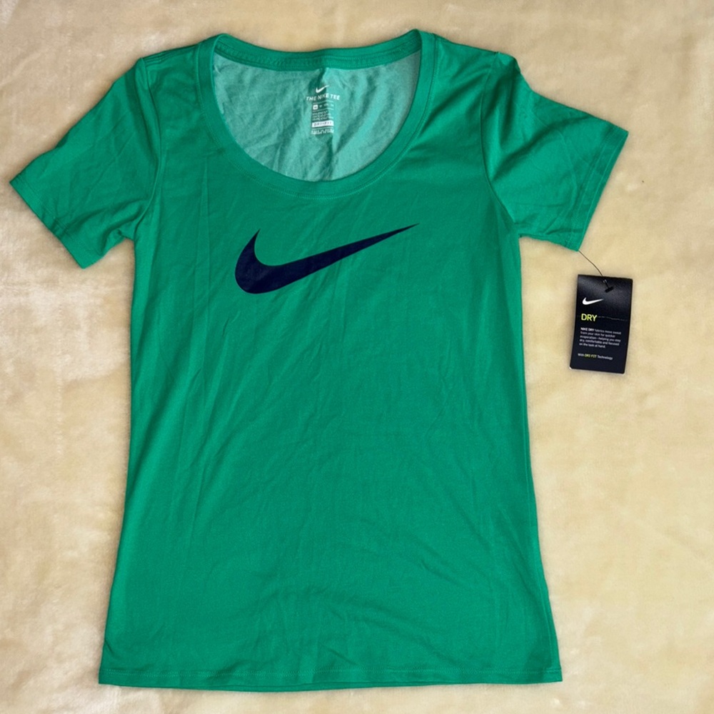 Nike Women's Green T-Shirt